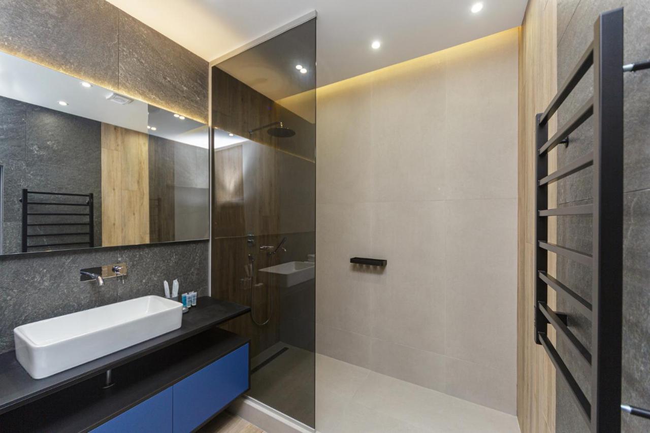 Level 24 - Sea & Sky View Apartment Odessa Esterno foto