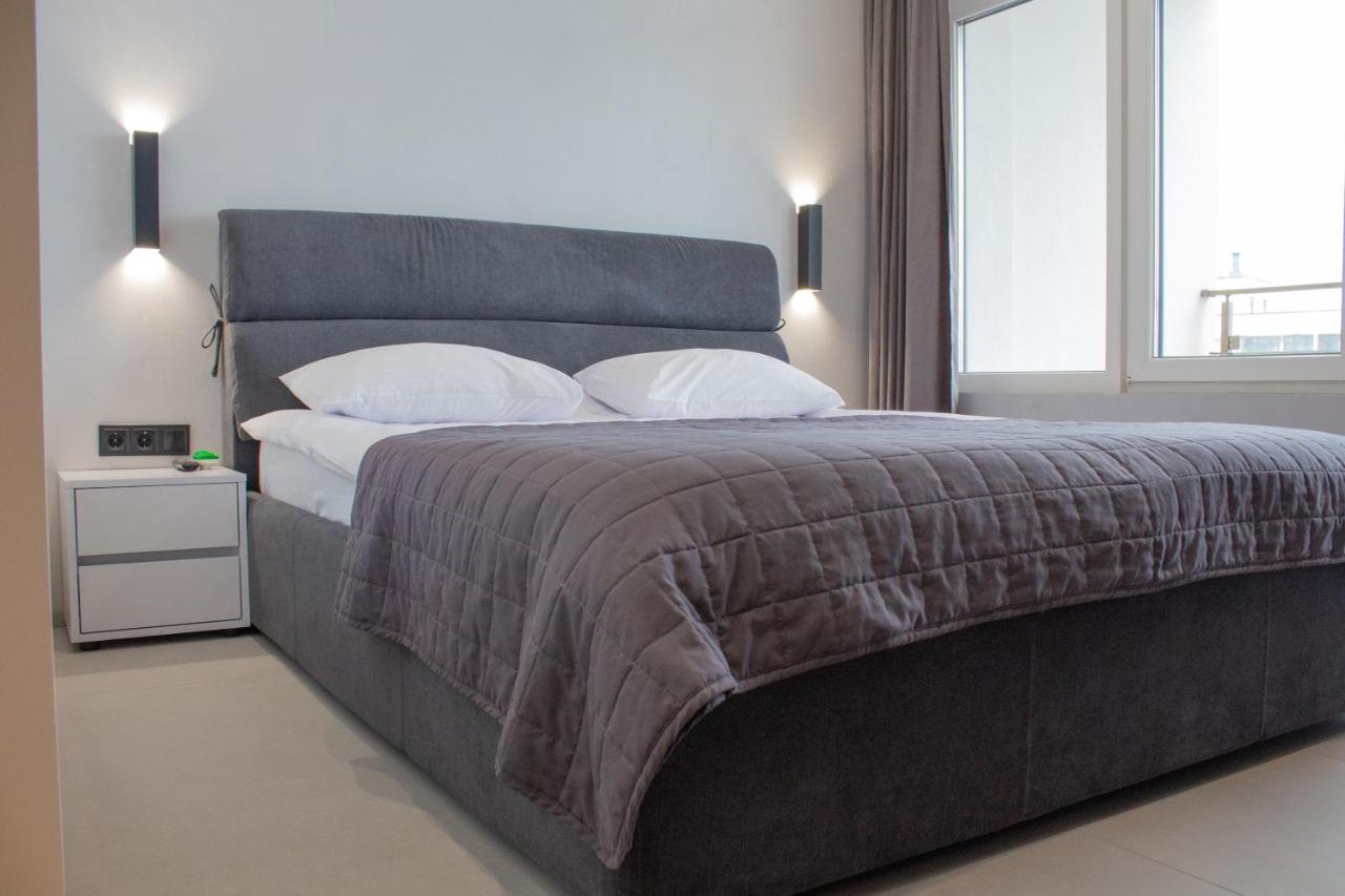 Level 24 - Sea & Sky View Apartment Odessa Esterno foto