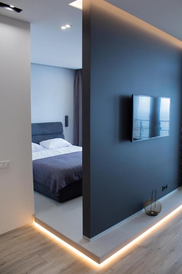 Level 24 - Sea & Sky View Apartment Odessa Esterno foto